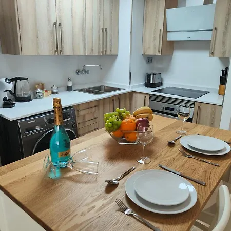 Apartamento With Large Patio By Namaste Elite *